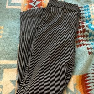Express pin stripe dress pant, size 00R
